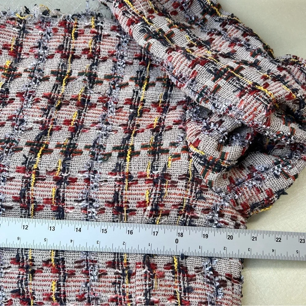 Halogen elegant tweed